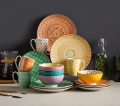 Vancasso Tafelservice Porzellan, Tulip Elegantes Geschirrset, 48 Teilig Kombiservice Mit Speiseteller, Dessertteller, Müslischalen Und Kaffeebecher Für 12 Personen -Esstisch Lieferungen Rabatte 05274c2930416592c2eabd0d039d3c85