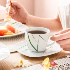 VEWEET Porzellan Tafelservice 'Aviva' 100-teilig Set, Kombiservice Mit Dessertteller, Speiseteller, Suppenteller, Müslischalen, Kaffeebecher, Kaffeetassen Set, Eierbecher, Milch- Und Zuckerset -Esstisch Lieferungen Rabatte 1174cd232faed9105fc00615e424ef27