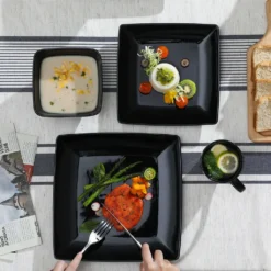 Vancasso Tafelservice »SOHO« 16-tlg. Porzellan Teller Set, Kombiservice Tafelset Mit Kaffeetassen, Müslischalen, Schwarz -Esstisch Lieferungen Rabatte 21eea0eac9aad11fbe8ac1d0229aadbe