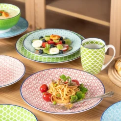 Vancasso Macaron Porzellan Kombiservice, 16 Teilig Geschirrset, Mit Je 4 Speiseteller, Dessertteller, Müslischalen Und Kaffeebecher Für 4 Personen -Esstisch Lieferungen Rabatte 6bc4c361f1f3b6c34e58bf77ea264851