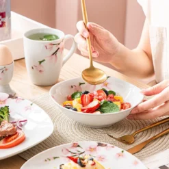 VEWEET Porzellan Kombiservice 'Annie', 40 Teilig Geschirrservice Für 8 Personen, Frühstückservice Mit Je 8 Eierbecher, Kaffeebecher 350 Ml, Müslischalen, Dessertteller Und Flachteller -Esstisch Lieferungen Rabatte bf1ed6c75b2fc7e586698b6ea9629e07