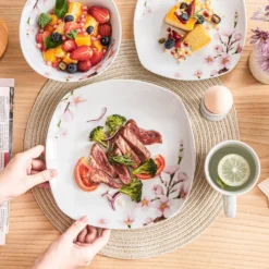 VEWEET Porzellan Kombiservice 'Annie', 40 Teilig Geschirrservice Für 8 Personen, Frühstückservice Mit Je 8 Eierbecher, Kaffeebecher 350 Ml, Müslischalen, Dessertteller Und Flachteller -Esstisch Lieferungen Rabatte c27a5ff9cb7c9461d5d7e9fefab80b19